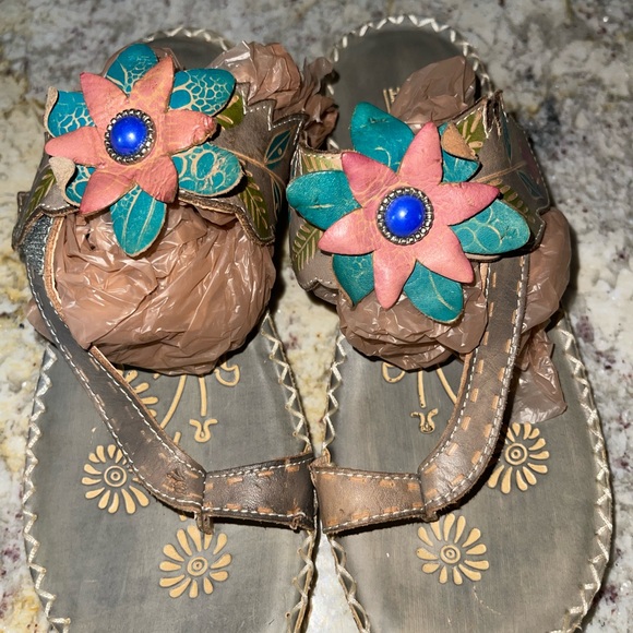 L’Artiste Spring Step Sandals - Picture 2 of 6
